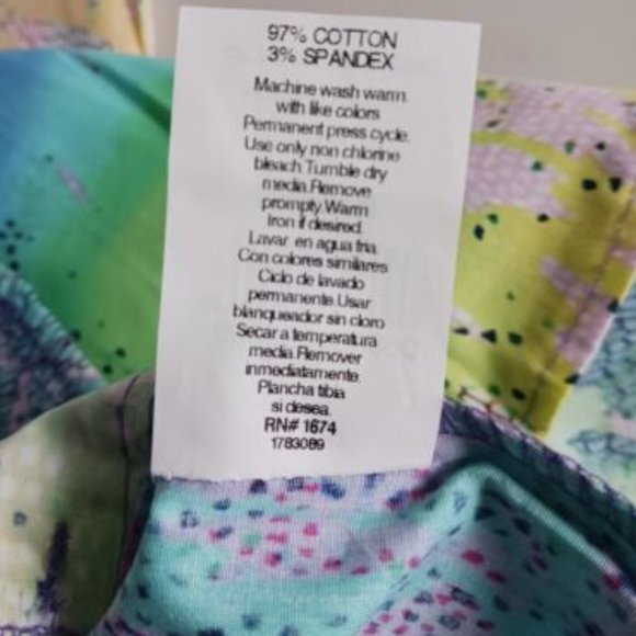 White Swan BIO Womens Scrub top Size XS Pastel Perfection - Picture 6 of 6